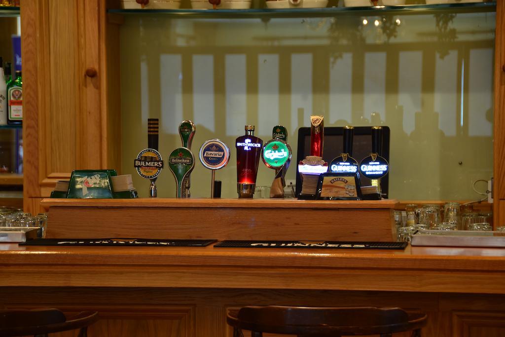 Fairhill House Hotel Clonbur Bagian luar foto